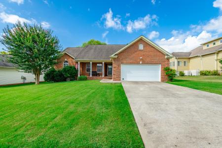 212 Cox Lane, Soddy Daisy, Tennessee 37379, USA