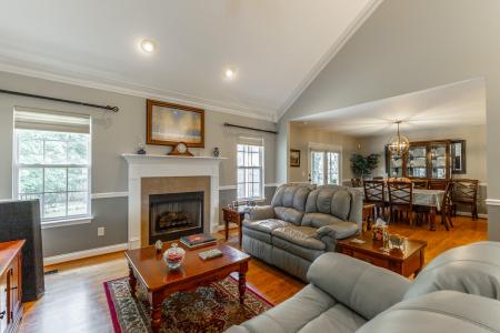 212 Cox Lane, Soddy Daisy, Tennessee 37379, États-Unis