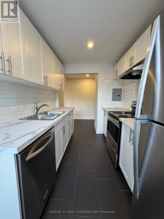 75 HIGH STREET, London South (south F), Ontario N6C 4J8, Canada