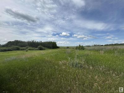 RR120 TWP534, Rural Two Hills County, Alberta T0B 4K0, Canada
