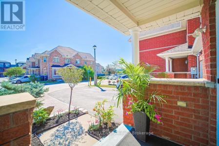 32 DAVENHILL ROAD, Brampton (bram East), אונטריו L6P 3E1, קנדה