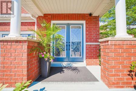 32 DAVENHILL ROAD, Brampton (bram East), אונטריו L6P 3E1, קנדה
