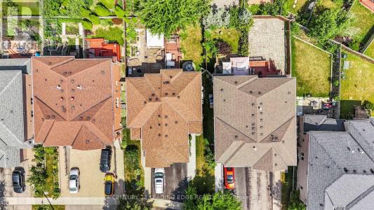 20 VIANNEY AVENUE, Toronto (clairlea-birchmount), Ontario M1L 4V4, Canada