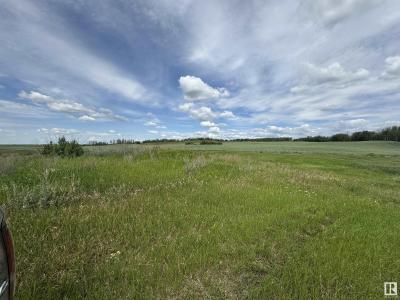 RR120 TWP534, Rural Two Hills County, Alberta T0B 4K0, Canada