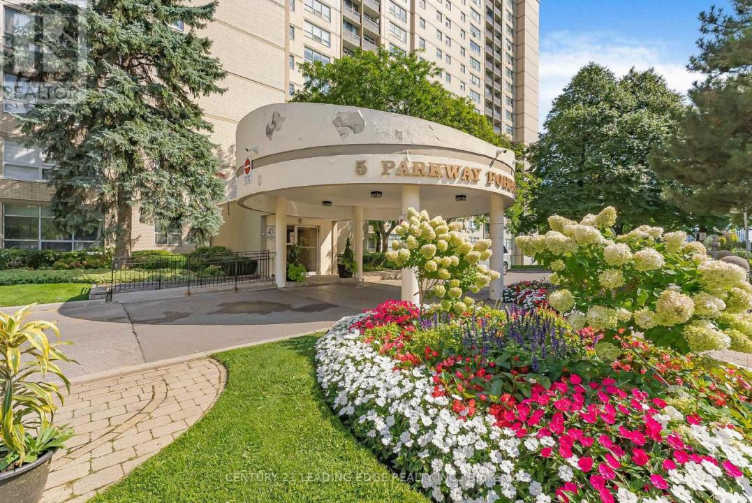 5 PARKWAY FOREST DRIVE, Toronto (henry Farm), Ontario M2J 1L2, Kanada
