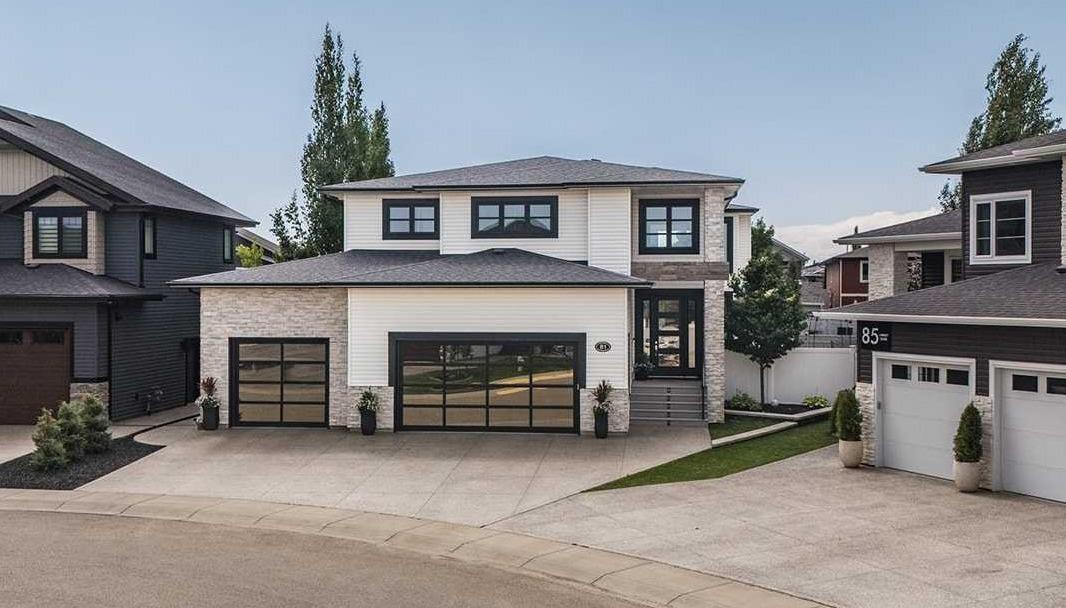 81 LARRATT CLOSE, Red Deer, Alberta T4R 0S6, Kanada