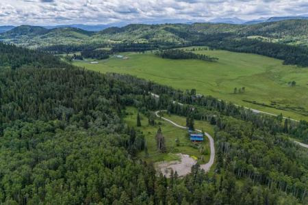 242118 HIGHWAY 762, Rural Foothills County, Alberta T0L 1K0, Canada