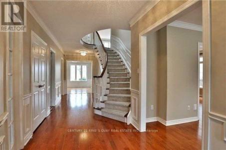 1331 GREENEAGLE DRIVE, Oakville (ga Glen Abbey), Ontario L6M 2N1, Canadá