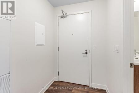 2 SONIC WAY, Toronto (flemingdon Park), Ontario M3C 0P2, Canada