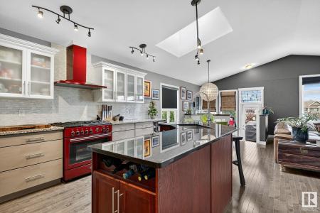 465 CHURCHILL CRESCENT, Sherwood Park, אלברטה T8T 0R9, קנדה