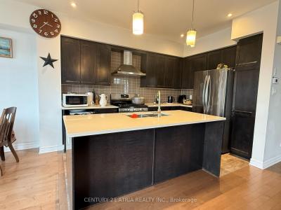 534 TRIANGLE STREET, Kanata, Ontario K2S 1E7, Kanada