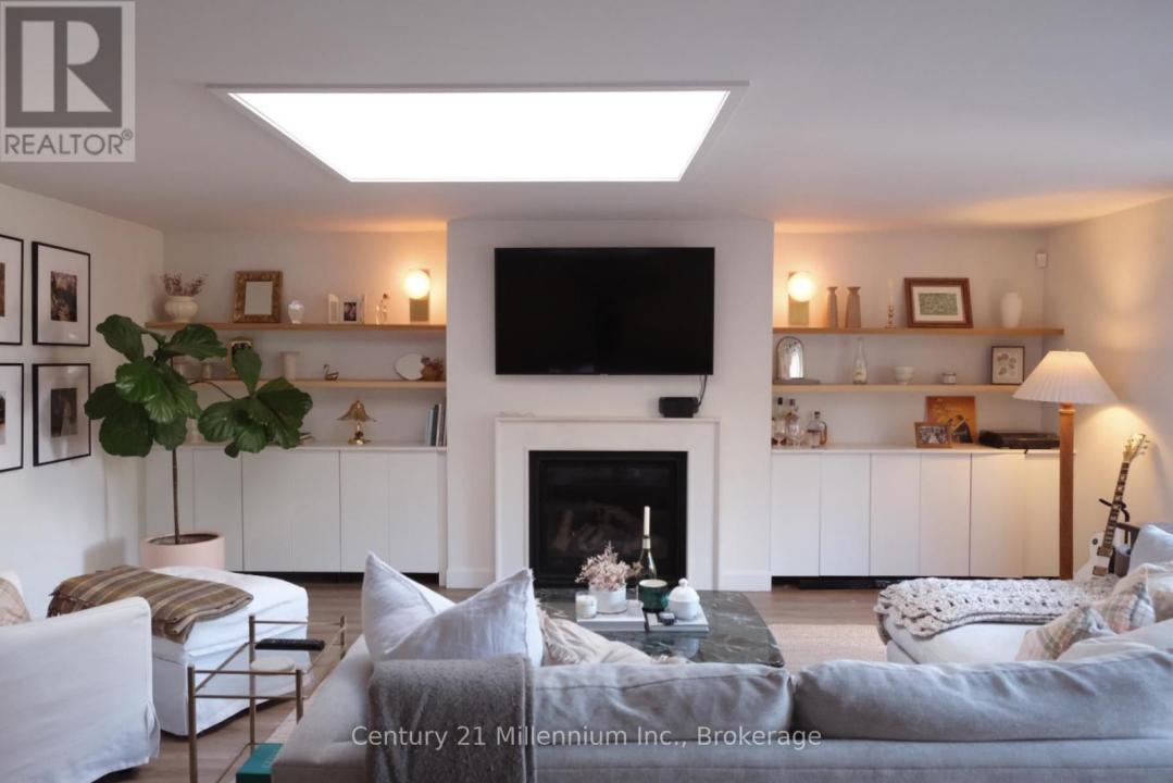 85 NINTH STREET, Collingwood, Ontario L9Y 2G3, Canada