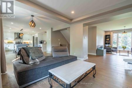 1313 PATRICIA PLACE, Cornwall, Ontario K6H 6X9, Canada