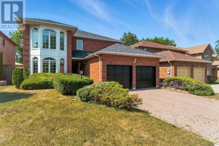 34 HENDERSON DRIVE, Whitby (pringle Creek), Ontario L1N 7Y6, Canada