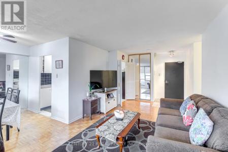2721 VICTORIA PARK AVENUE, Toronto (l'amoreaux), Ontario M1T 3N6, CANADÁ