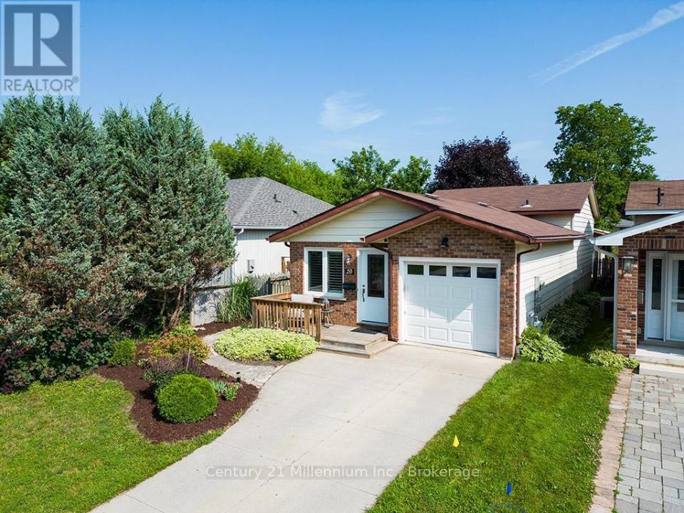 20 LESLIE DRIVE, Collingwood, Ontario L9Y 4P2, Canada