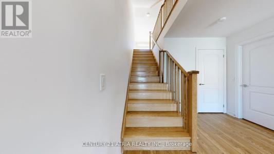 150 LAGEER DRIVE, Whitchurch-stouffville (stouffville), אונטריו L4A 5G2, קנדה