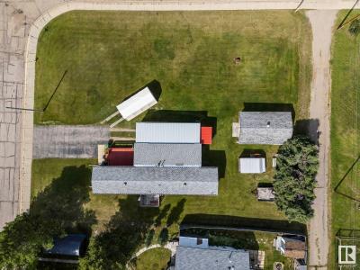 5240 53 AVENUE, Wabamun, Alberta T0E 2K0, CANADÁ