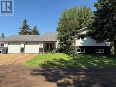 92 BEECH STREET, Drumheller, Alberta T0J 0Y1, Canada