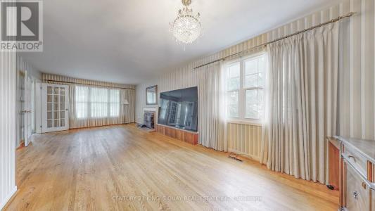 61 KILCHURN CASTLE DRIVE, Toronto (tam O'shanter-sullivan), Ontario M1T 2W3, Canadá