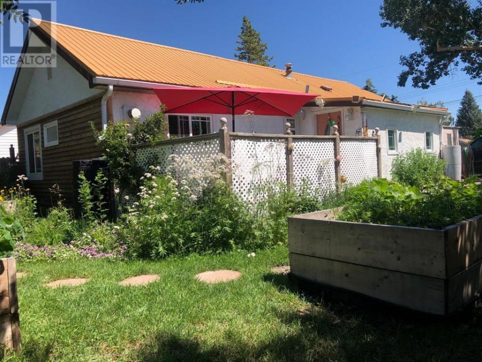 2319 23 STREET, Nanton, Alberta T0L 1R0, CANADÁ