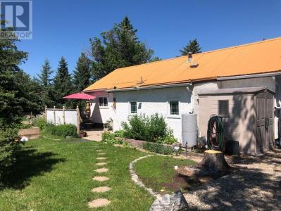 2319 23 STREET, Nanton, Alberta T0L 1R0, CANADÁ