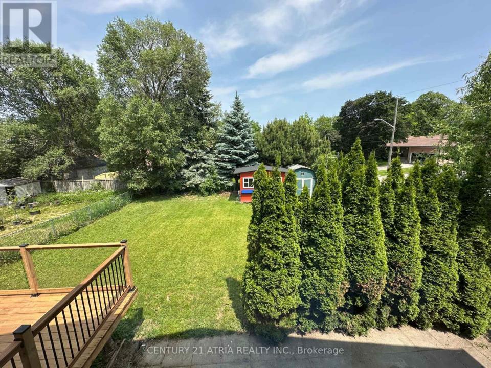 67 CHELMSFORD AVENUE, Toronto (newtonbrook West), Ontario M2R 2W5, Canada