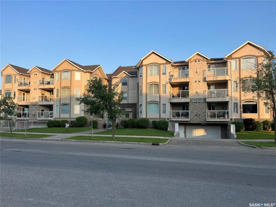 314 NELSON ROAD, Saskatoon, Saskatchewan S7S 1N3, Canada