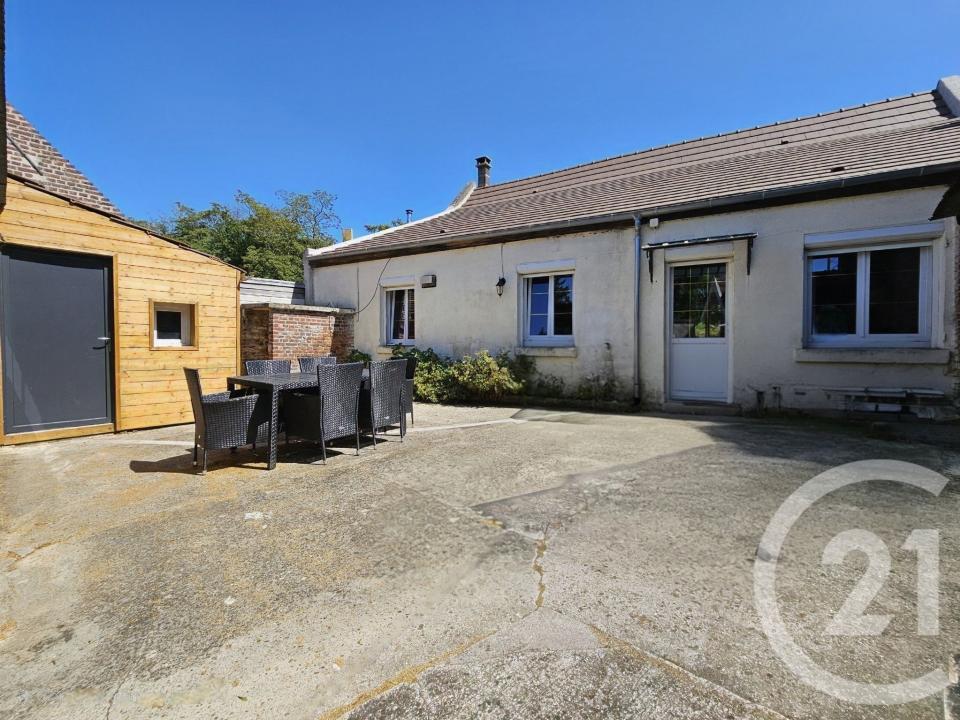 Estrees St Denis, Picardie 60190, Pháp