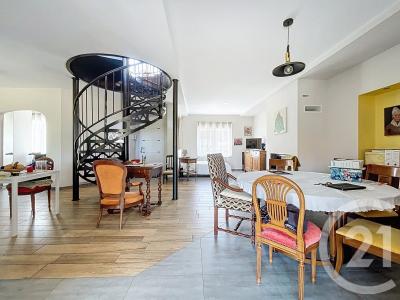 Reze, Pays de la Loire 44400, France