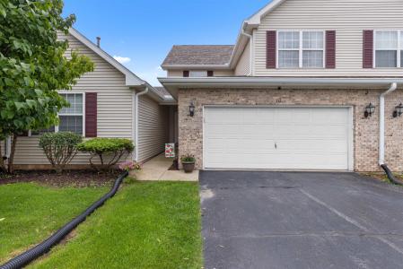 12050 Baneberry Unit 10 Drive, Roscoe, Illinois 61073, Estados Unidos