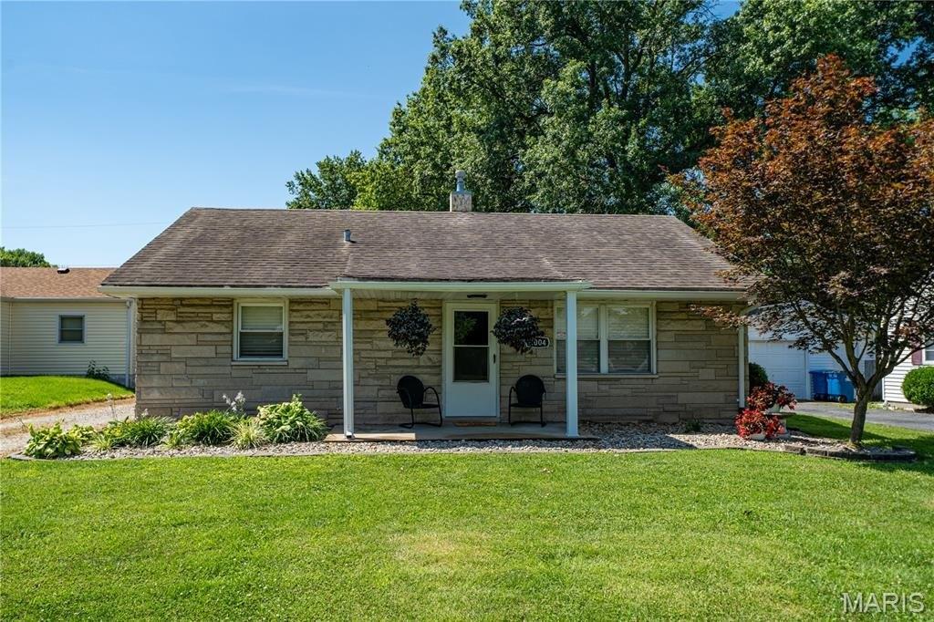 2004 Cottage Avenue, Granite City, Illinois 62040, USA