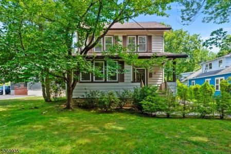 6 Dawes Ave, West Orange Twp., NJ 07052-2317, USA
