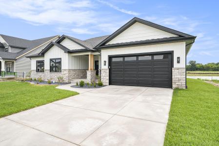 13427 Lakeside Boulevard, Cedar Lake, Indiana 46303, USA