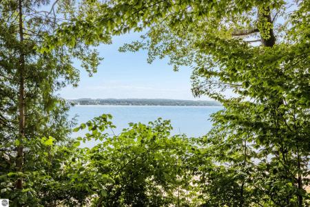 536 N West Bay Shore Drive, Suttons Bay, Michigan 49682, Amerika Birleşik Devletleri