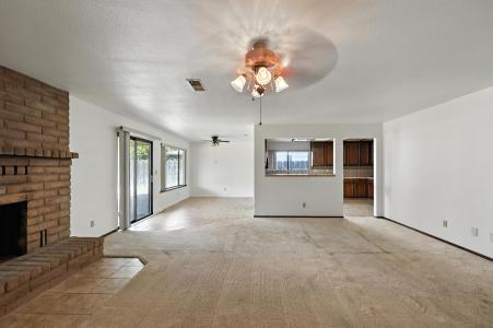 166 E Holly Avenue, Atwater, Califórnia 95301, Estados Unidos