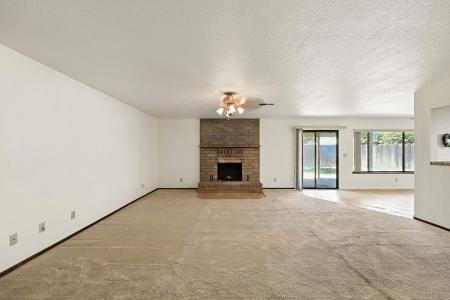 166 E Holly Avenue, Atwater, Califórnia 95301, Estados Unidos