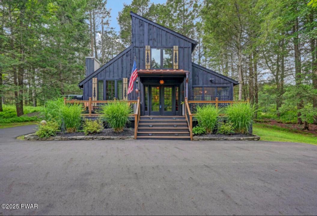 803 Deerfield Road, Lake Ariel, Pennsylvania 18436, Amerika Birleşik Devletleri