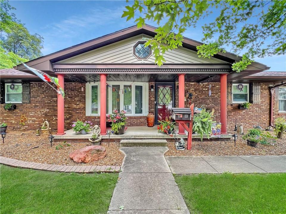2321 Shelby Ave , Mattoon, Иллинойс 61938, Соединенные Штаты