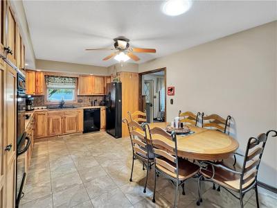 2321 Shelby Ave , Mattoon, Иллинойс 61938, Соединенные Штаты