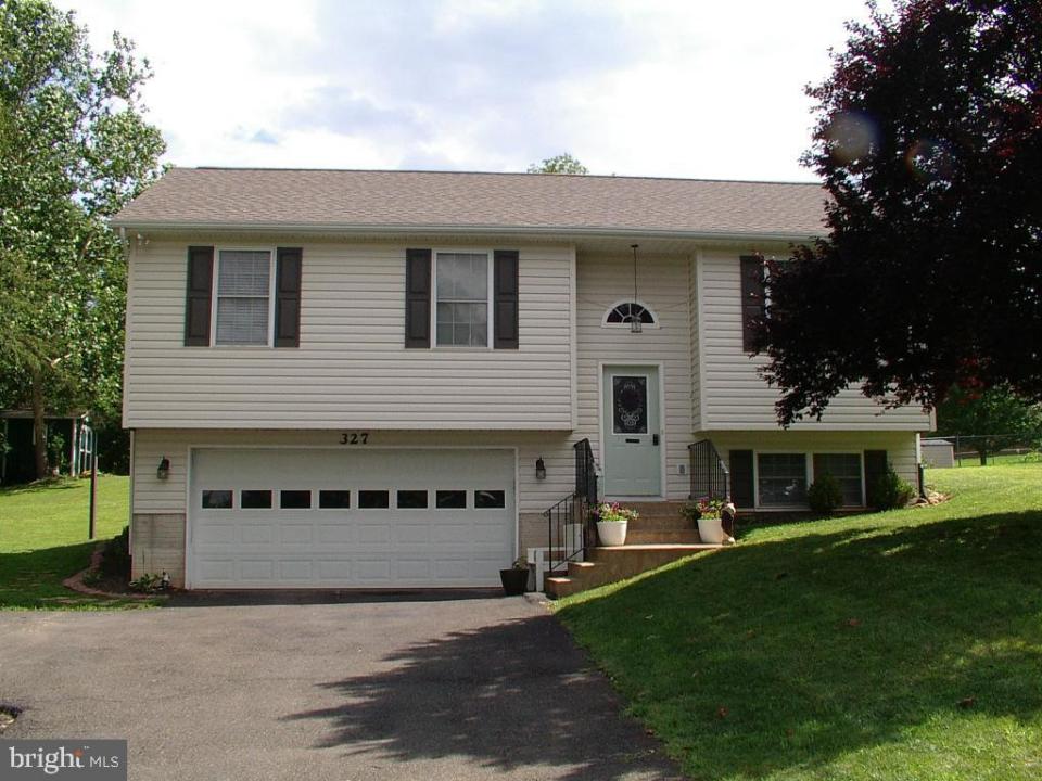 327 E 18th Street, Front Royal, Вирджиния 22630, Соединенные Штаты