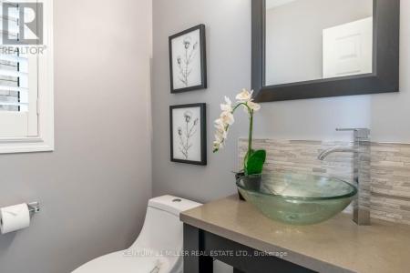 411 MCJANNETT AVENUE, Milton (ha Harrison), Ontario L9T 7T8, Canadá