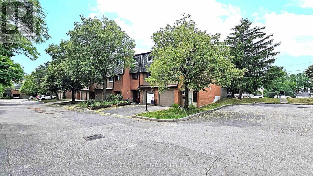1310 FIELDLIGHT BOULEVARD, Pickering (liverpool), Ontario L1V 2Y8, Canada