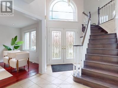 5972 AQUARIUS COURT, Mississauga (east Credit), Ontario L5M 4Z9, Kanada