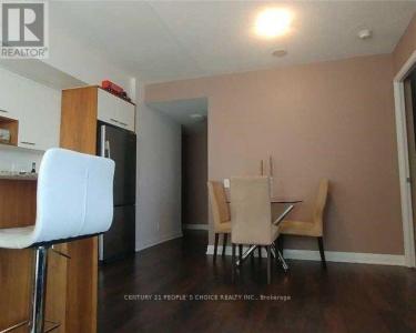 5 WEST VALHALLA INN ROAD, Toronto (islington-city Centre West), 安大略省 M9B 0B1, 加拿大