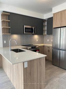 55 HOOYO TERRACE, Toronto, Ontario M6A 0G1, Kanada