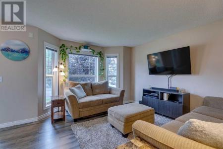 88 CRYSTAL SHORES CRESCENT, Okotoks, 阿爾伯塔 T1S 2B5, 加拿大