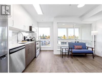 2551 KINGSWAY, Vancouver, British Columbia V5R 5H3, Canada