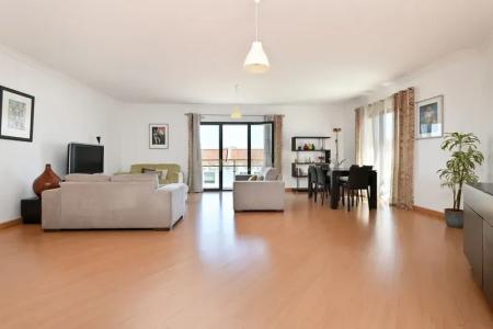 Oeiras, Lisbon 2730-061, Portugal