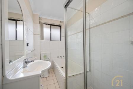 8/71 Nelson Street, Fairfield, NSW 2165, Úc